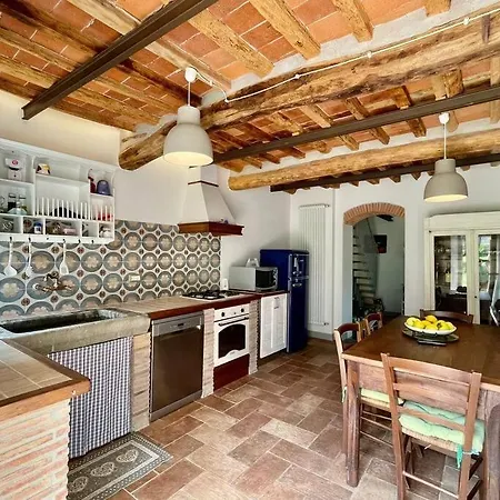 Holiday home Intero Campagna Lucca