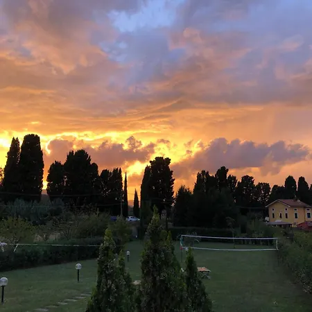 Intero Campagna Lucca Сasa de vacaciones