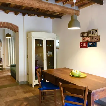 Intero Campagna Lucca Holiday home *